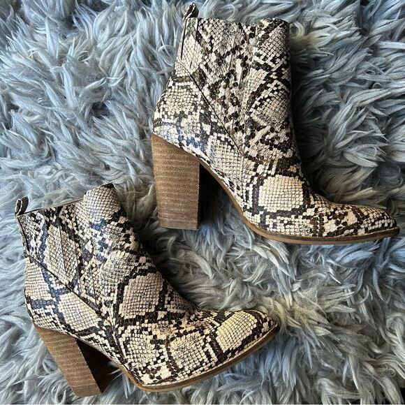 Beast Fashion snake skin print block heel ankle boots women’s shoe size 7 - Picture 2 of 8